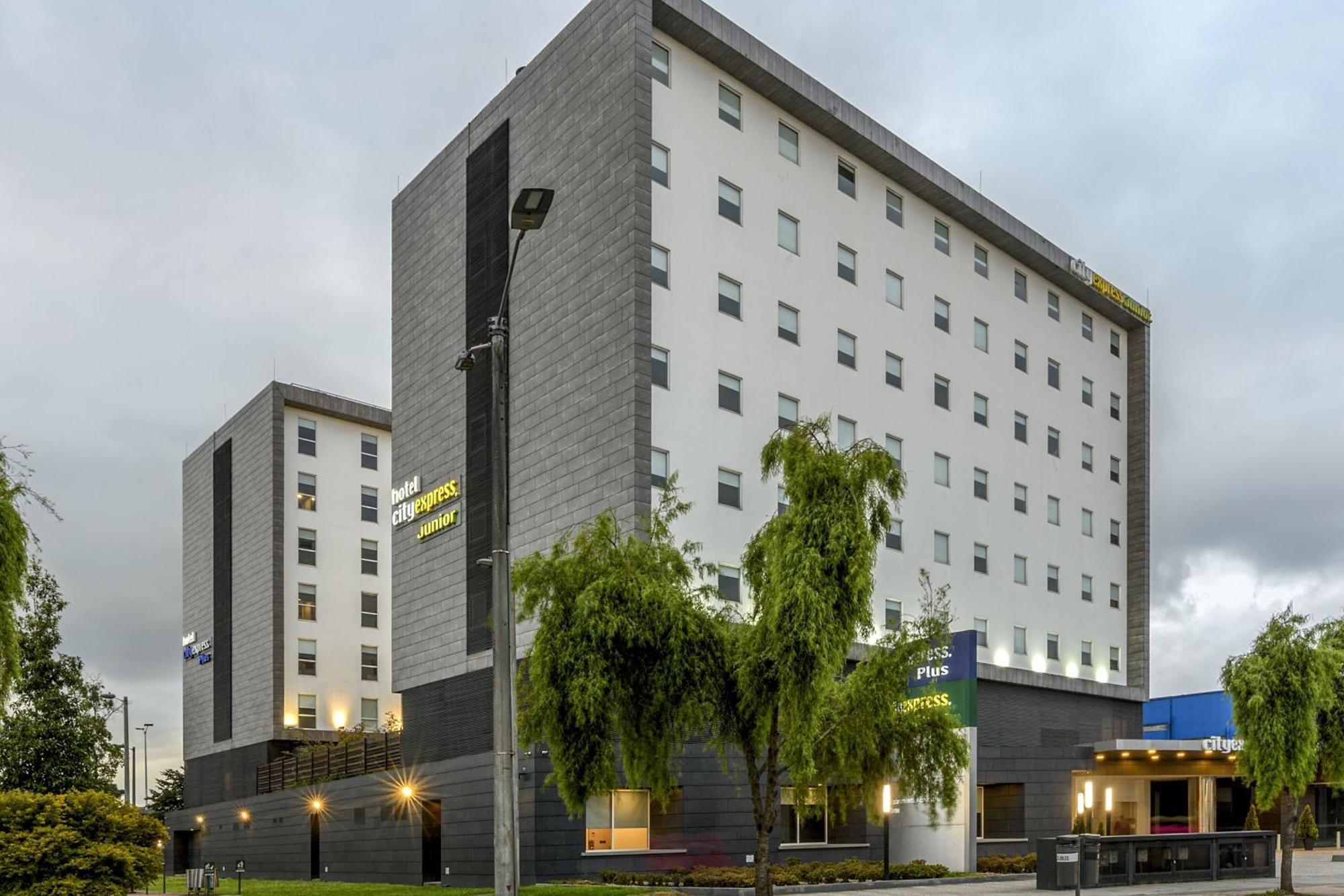 City Express Junior By Marriott Bogota Aeropuerto Exterior photo